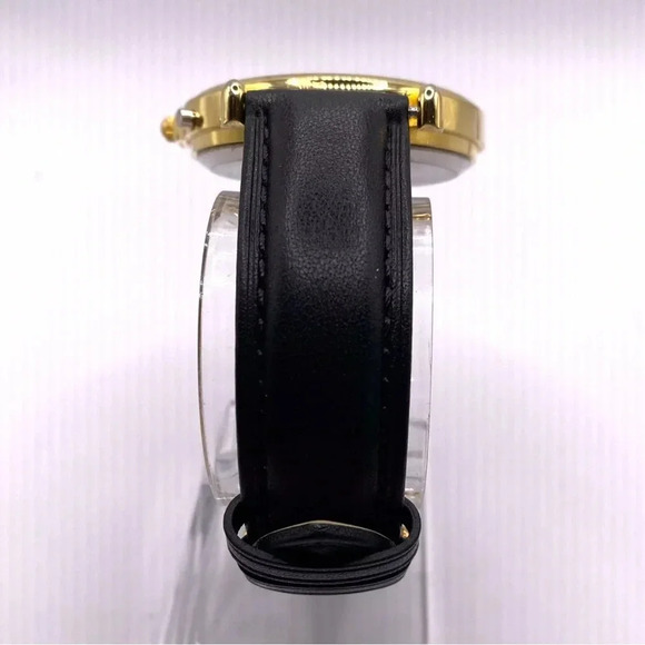 Vintage Christmas Watch Gold Tone Genuine Leather Band Holiday Elves New Battery - Picture 3 of 10